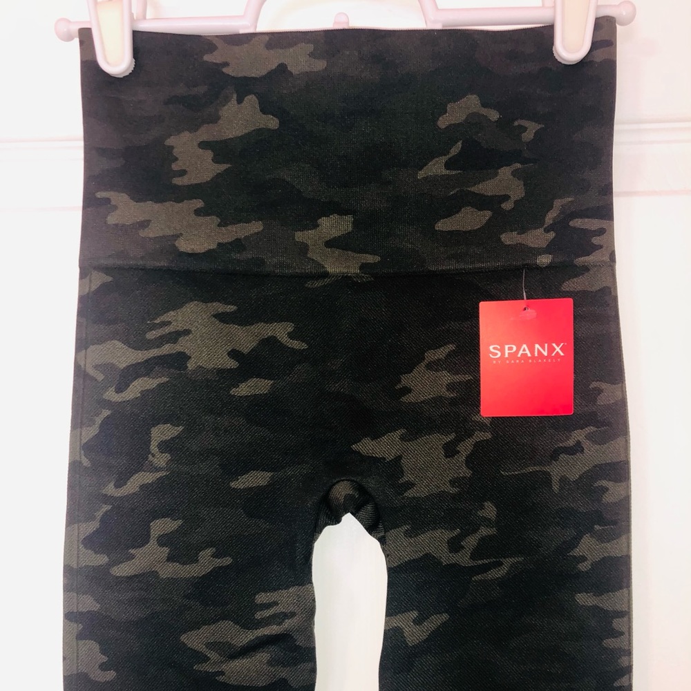 Spanx leggings (XS) - Picture 2 of 7